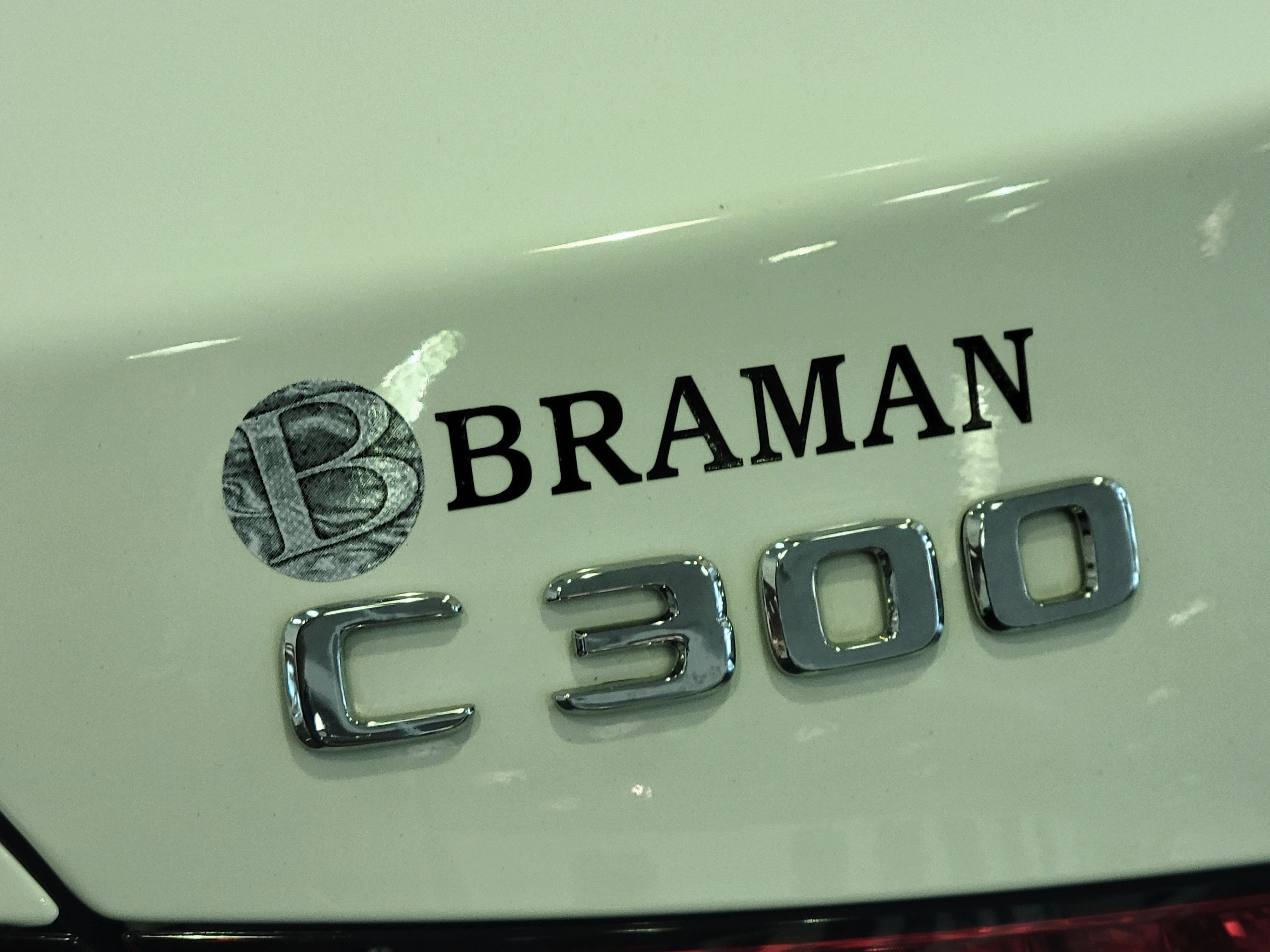 Used 2025 Polar White Mercedes-Benz C 300 image 5
