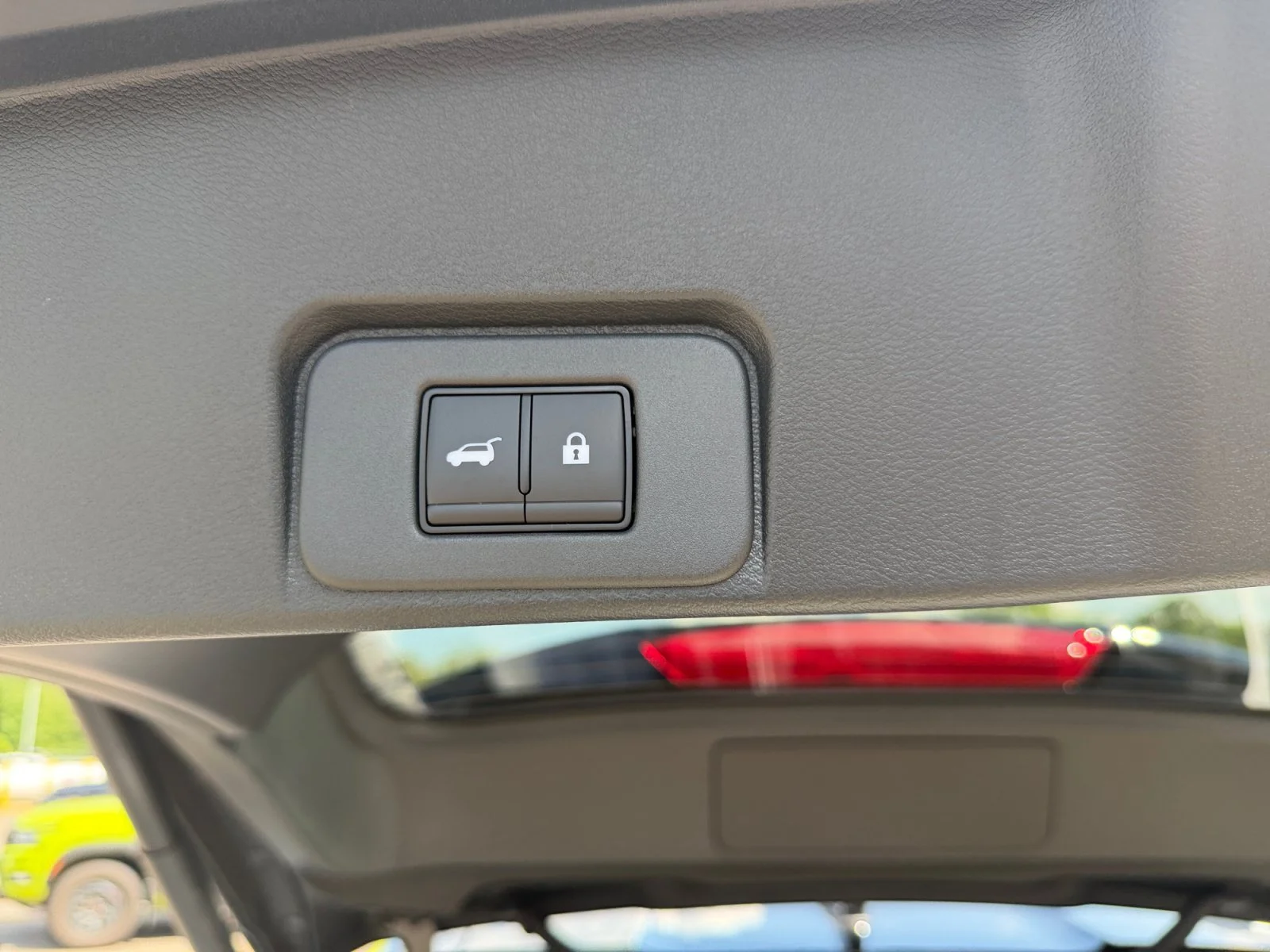 New 2026 Everest White Pearl/Super Black Nissan Platinum image 38