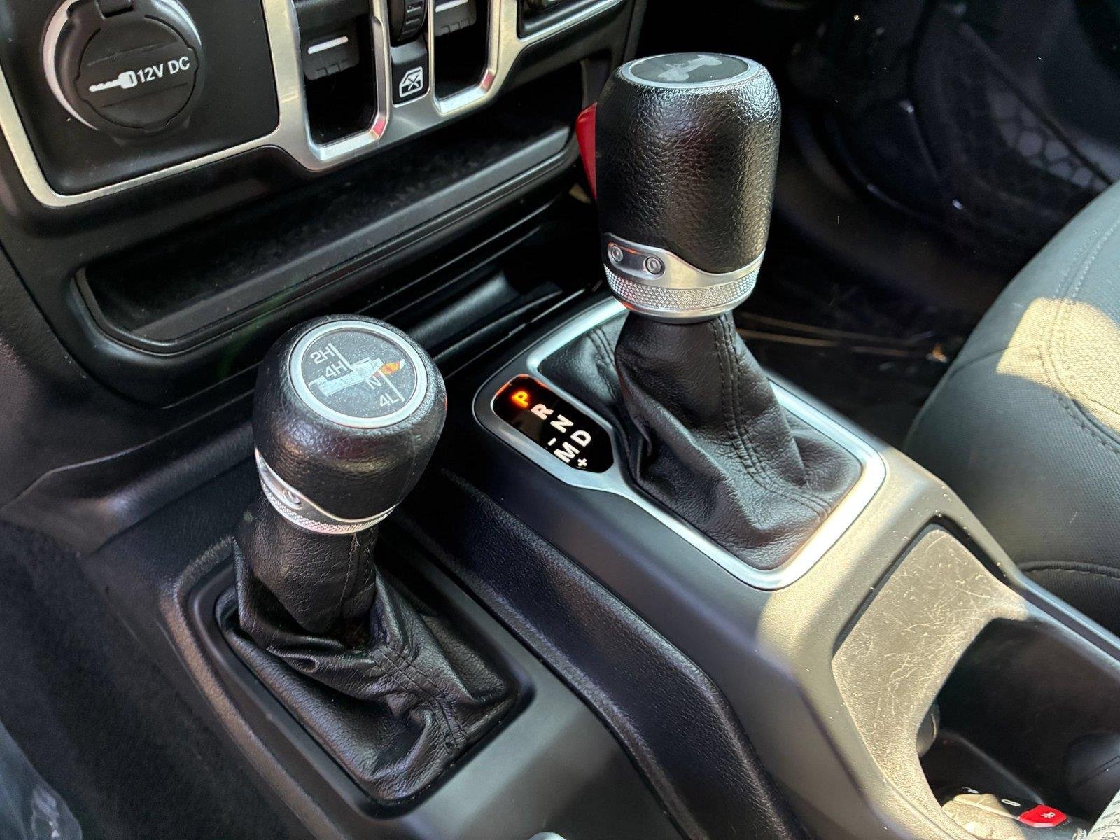 Used 2021 Granite Crystal Metallic Clearcoat Jeep Unlimited Sport S image 21