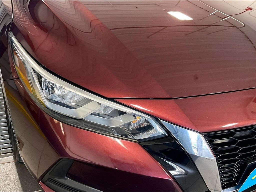 Used 2021 Red Nissan SV image 32
