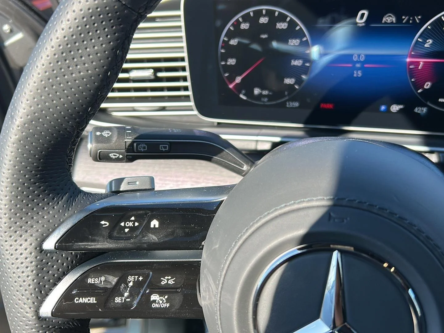 New 2026 Selenite Grey Metallic Mercedes-Benz GLS 580 image 18