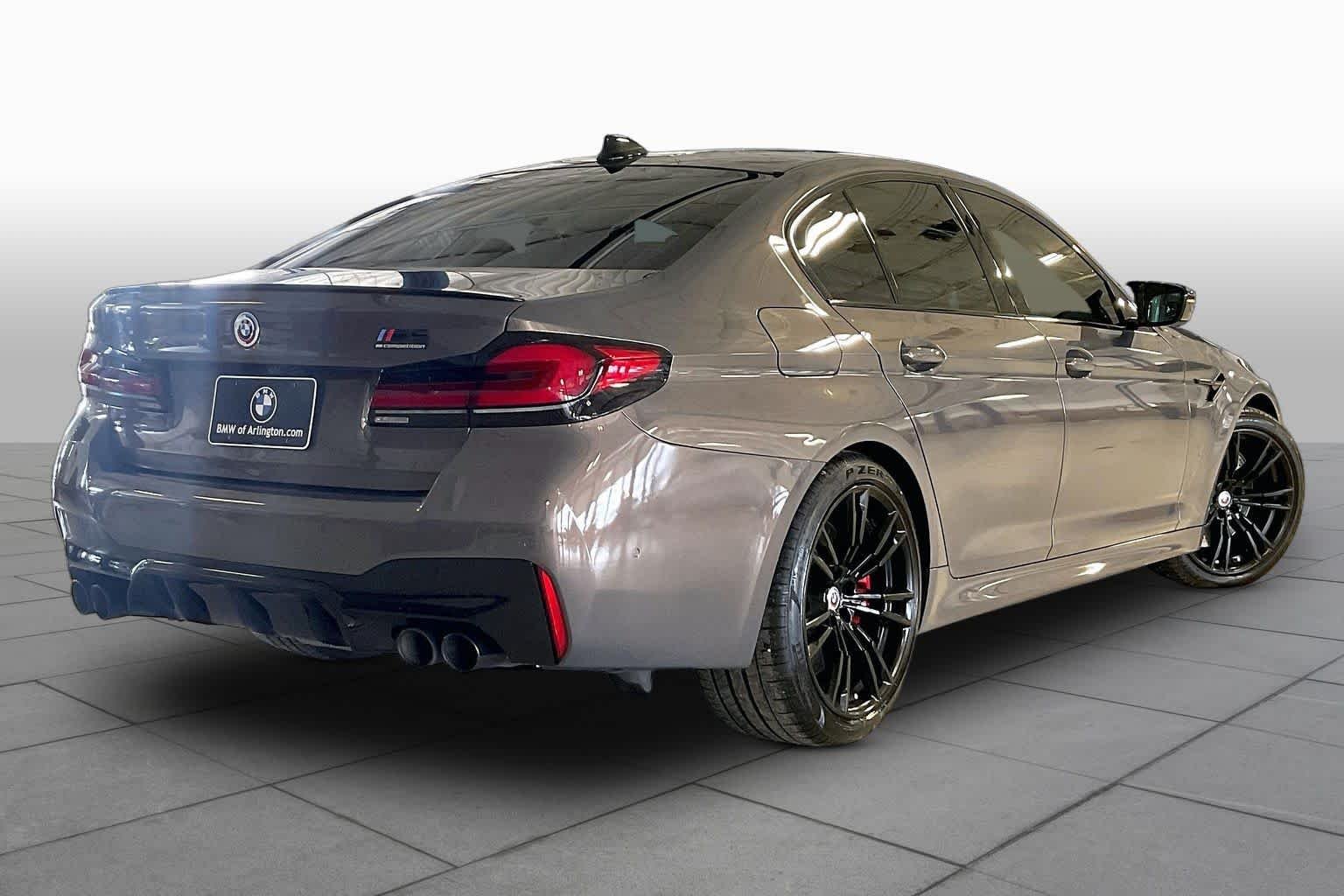 Used 2023 Alvite Grey Metallic BMW  image 12