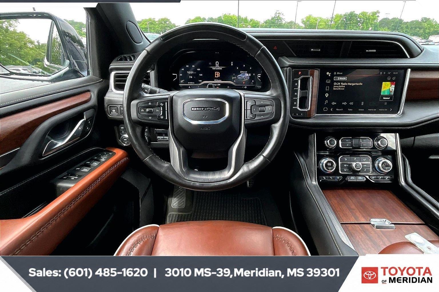 Used 2024 Onyx Black GMC Denali Ultimate image 5
