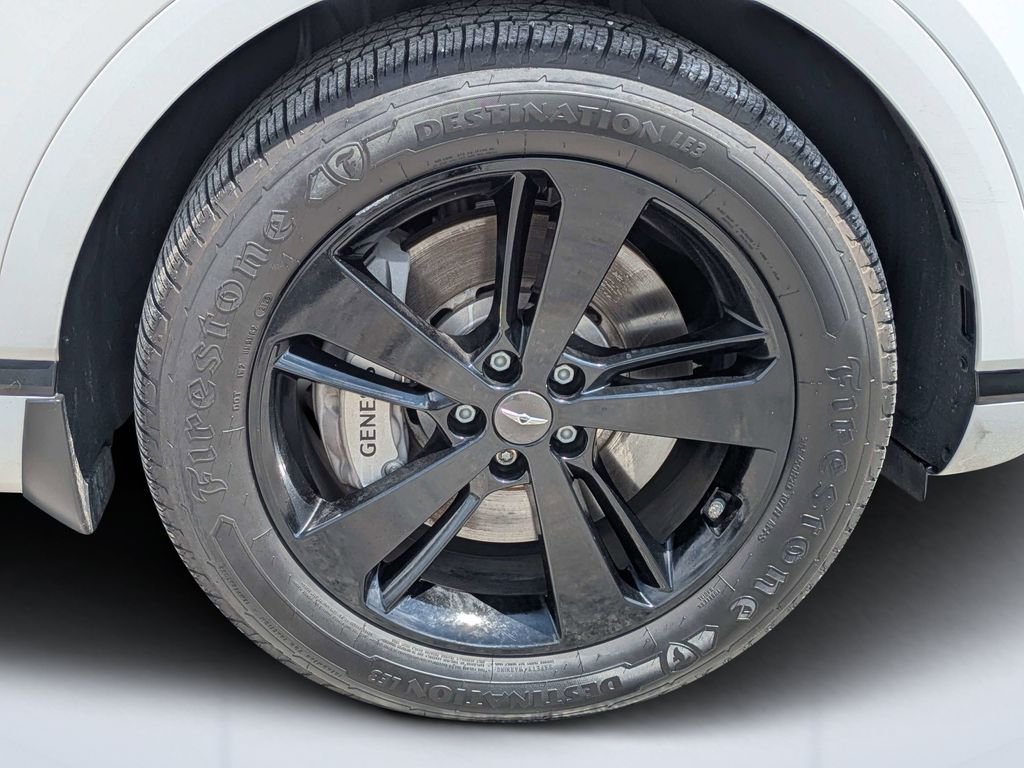 Used 2022 White Genesis 3.5T image 11