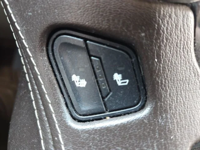 Used 2017 White Chevrolet LT image 22