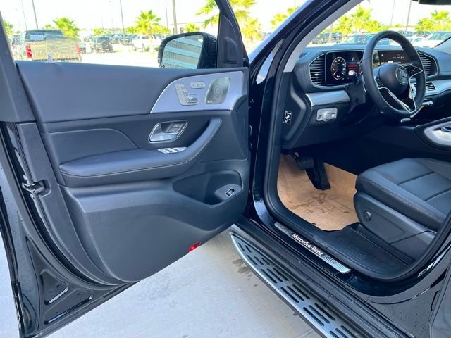 New 2026 Black Mercedes-Benz GLE 450 image 14