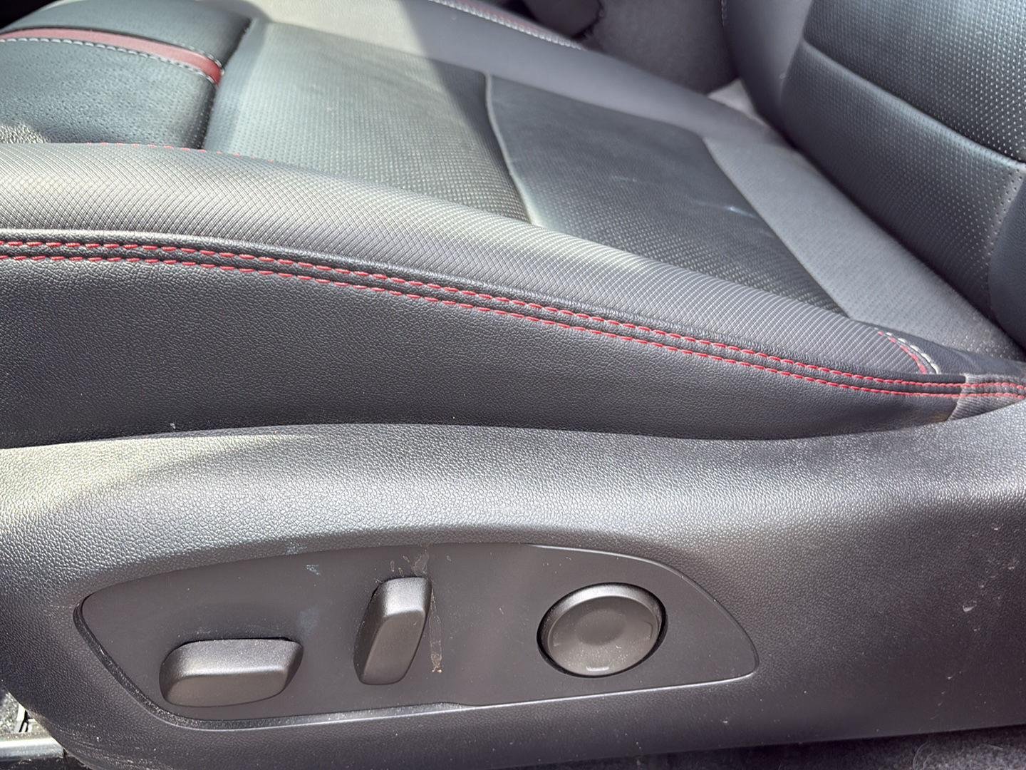 Used 2025 Sterling Gray Metallic Chevrolet AWD RS image 8