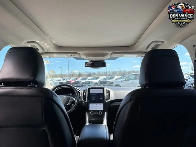 Used 2024 White Ford SEL image 26