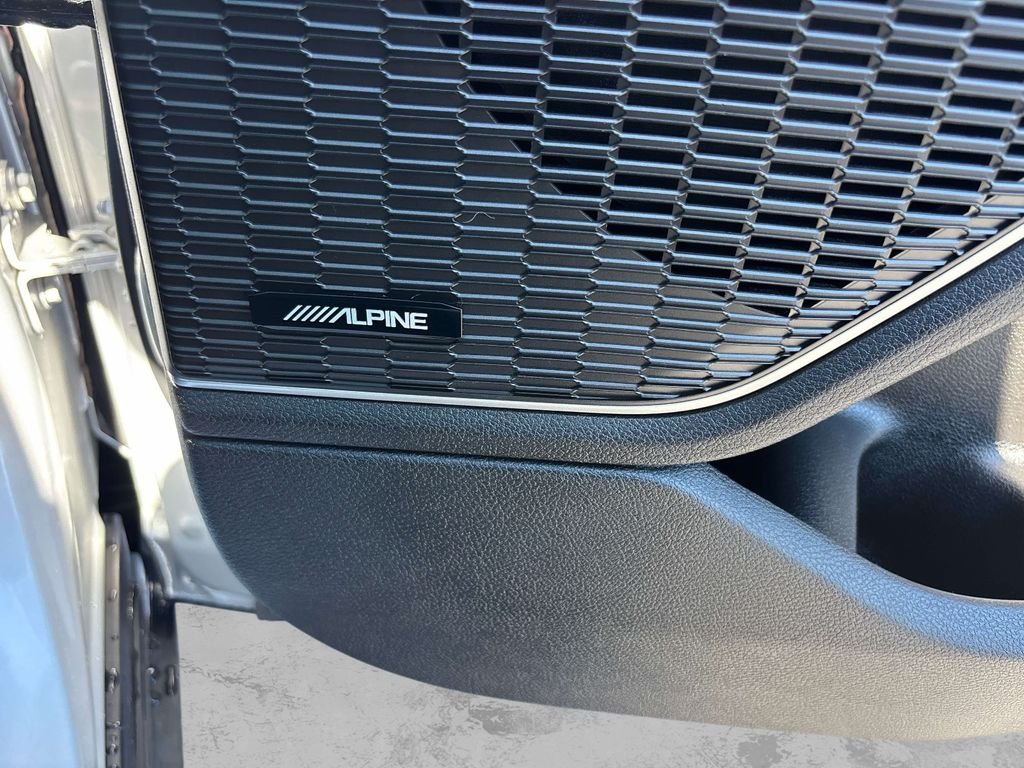 Used 2024 Silver Jeep Limited image 23