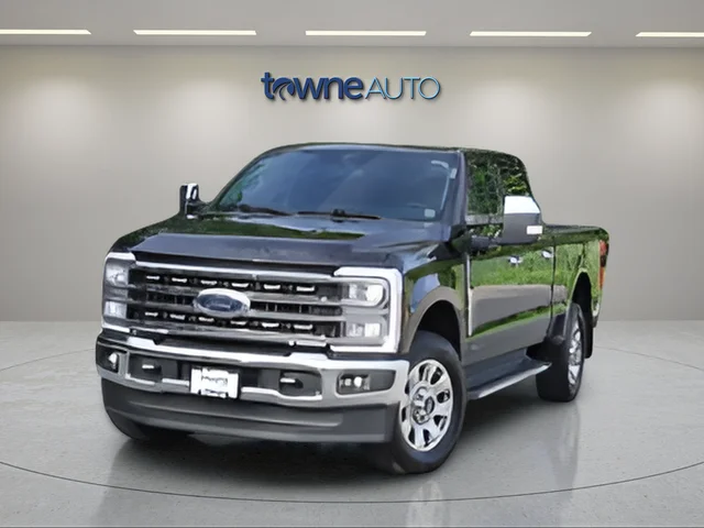Used 2023 Black Ford Lariat image 10