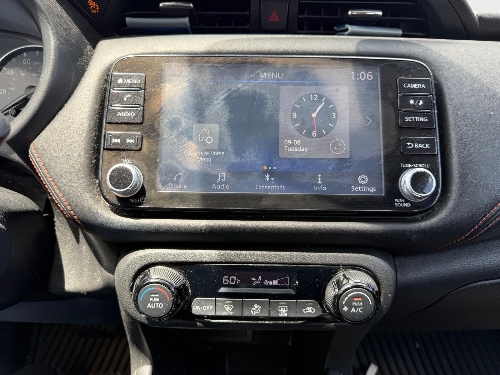 Used 2022 Gray Nissan SR image 7