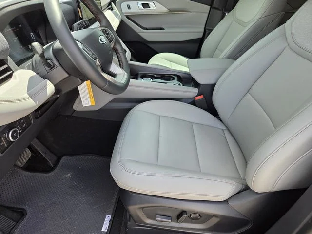 New 2026 Agate Black Metallic Ford Active image 25