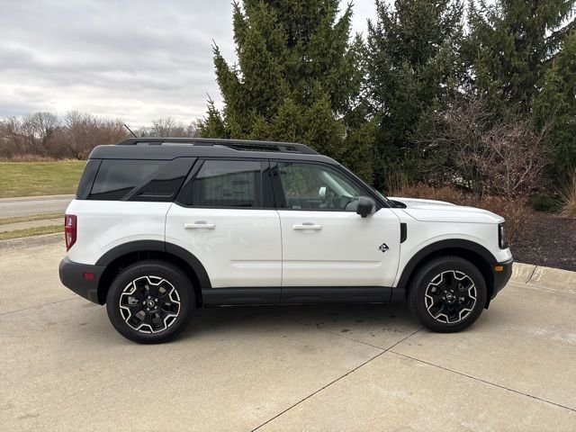 New 2025 Oxford White Ford Outer Banks® image 5