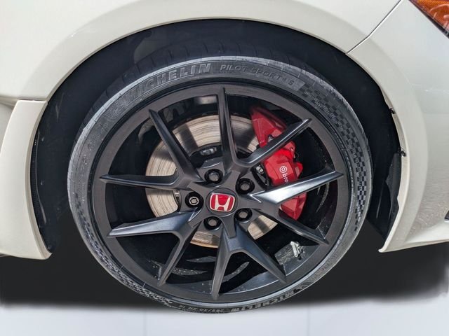 Used 2025 White Honda  image 11