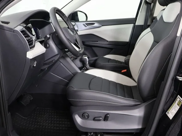 New 2025 Deep Black Pearl Volkswagen 1.5T SEL image 21