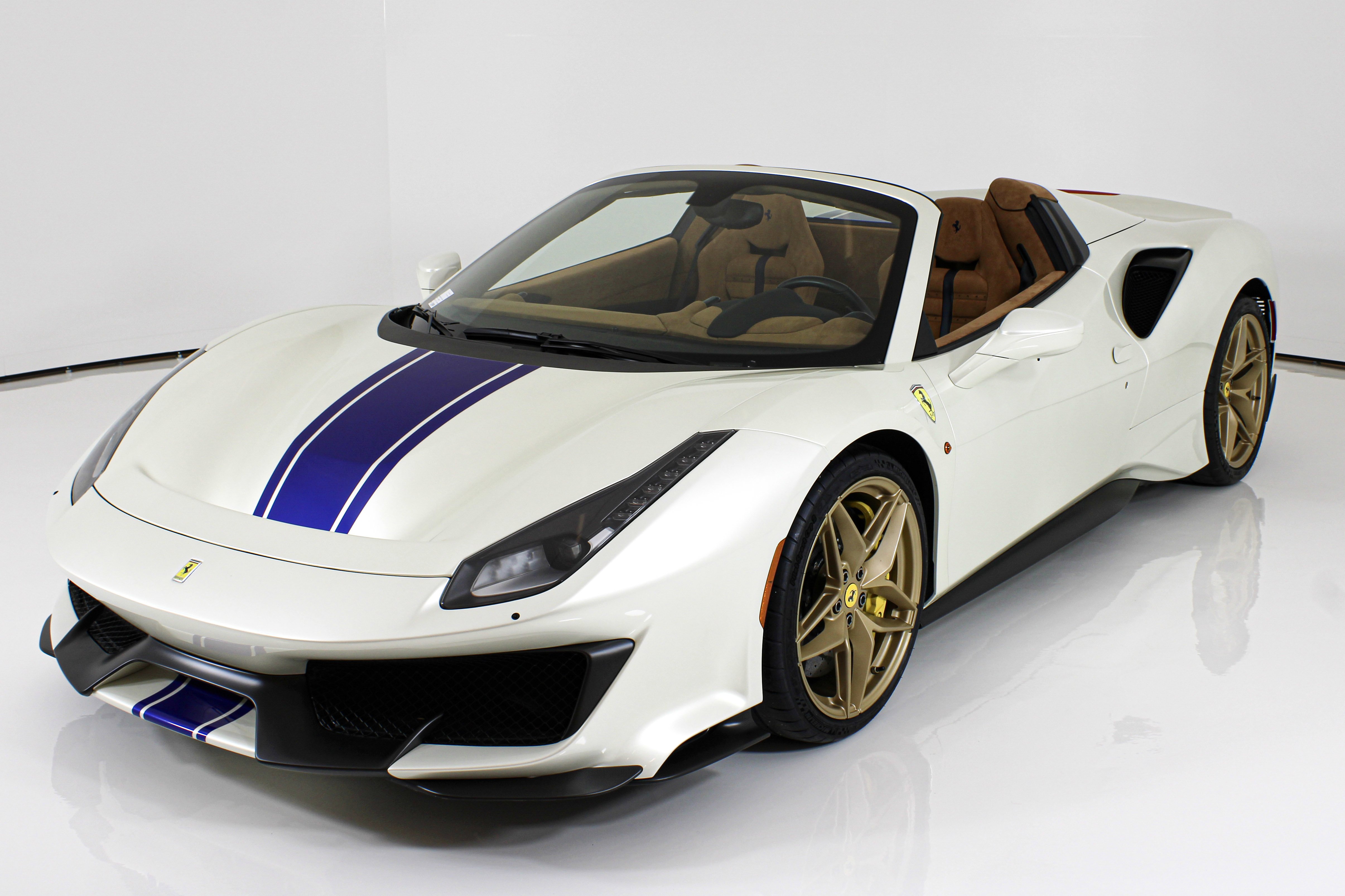Certified Used 2020 White Ferrari  image 42
