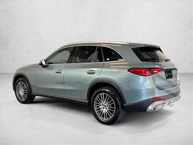 New 2026 Verde Silver Metallic Mercedes-Benz GLC 300 image 37