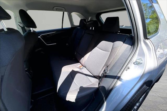 Certified Used 2025 SILVER SKY METALLIC Toyota  image 21