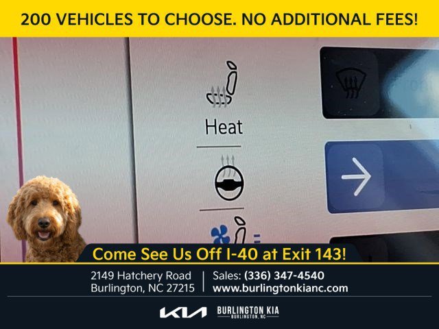 Used 2025 Diamond Black Crystal Pearlcoat Jeep Base image 6