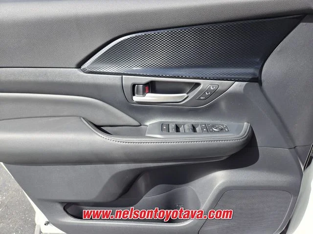 2026 Toyota Grand Highlander Platinum - Photo 13