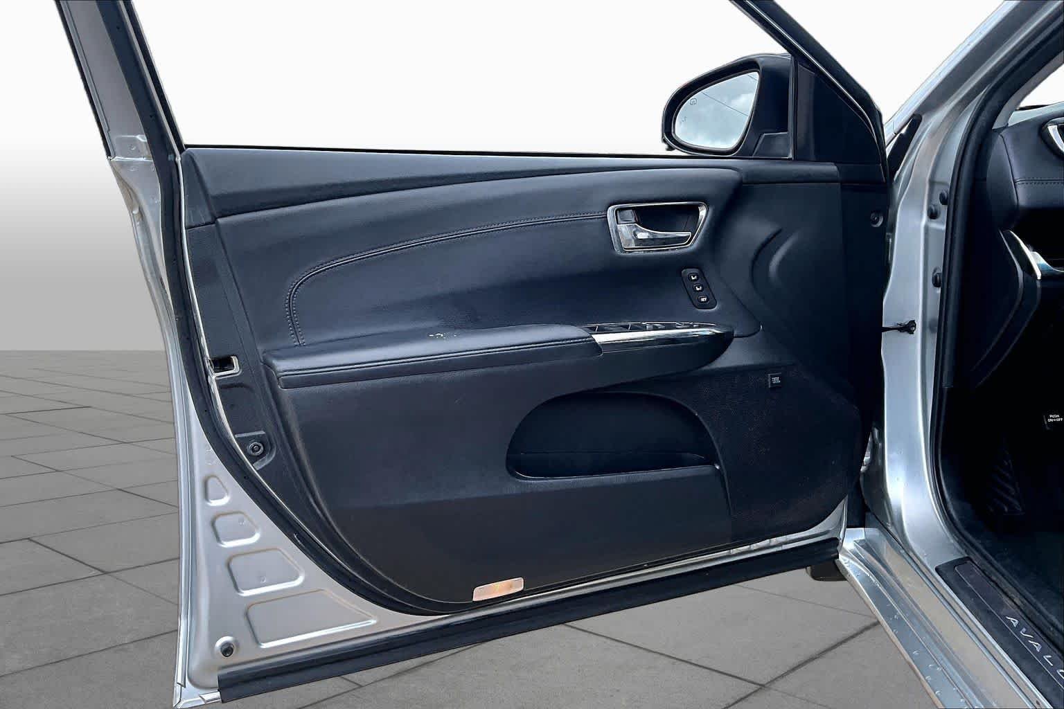 Used 2017 Celestial Silver Metallic Toyota Limited image 22