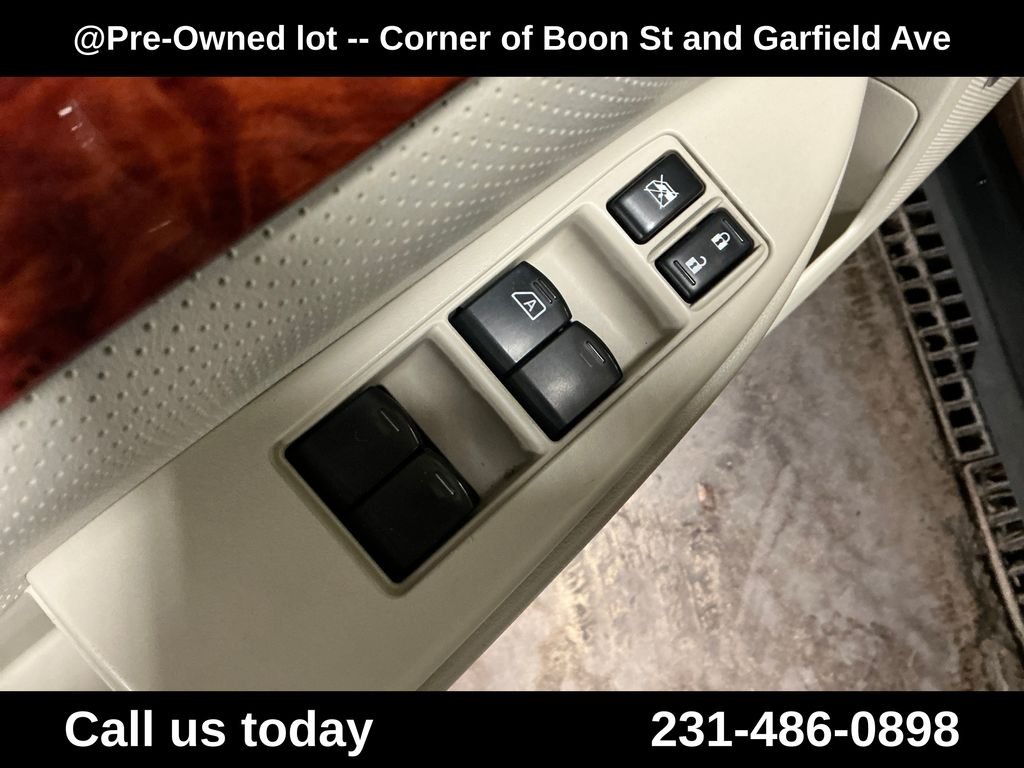 Used 2012 Brown Subaru 3.6R image 16