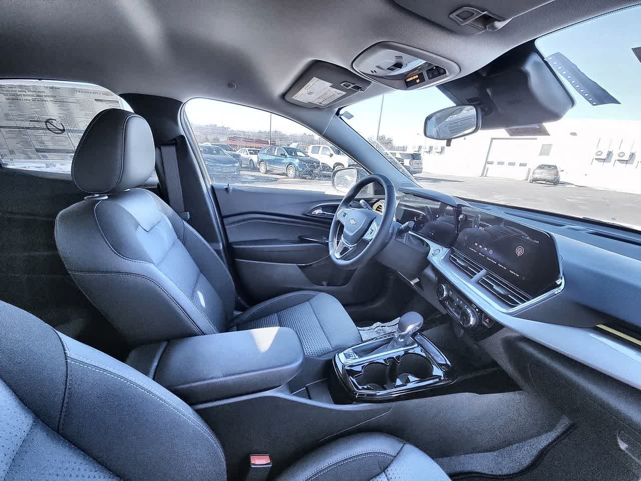 2026 Chevrolet Trax LT - Photo 16