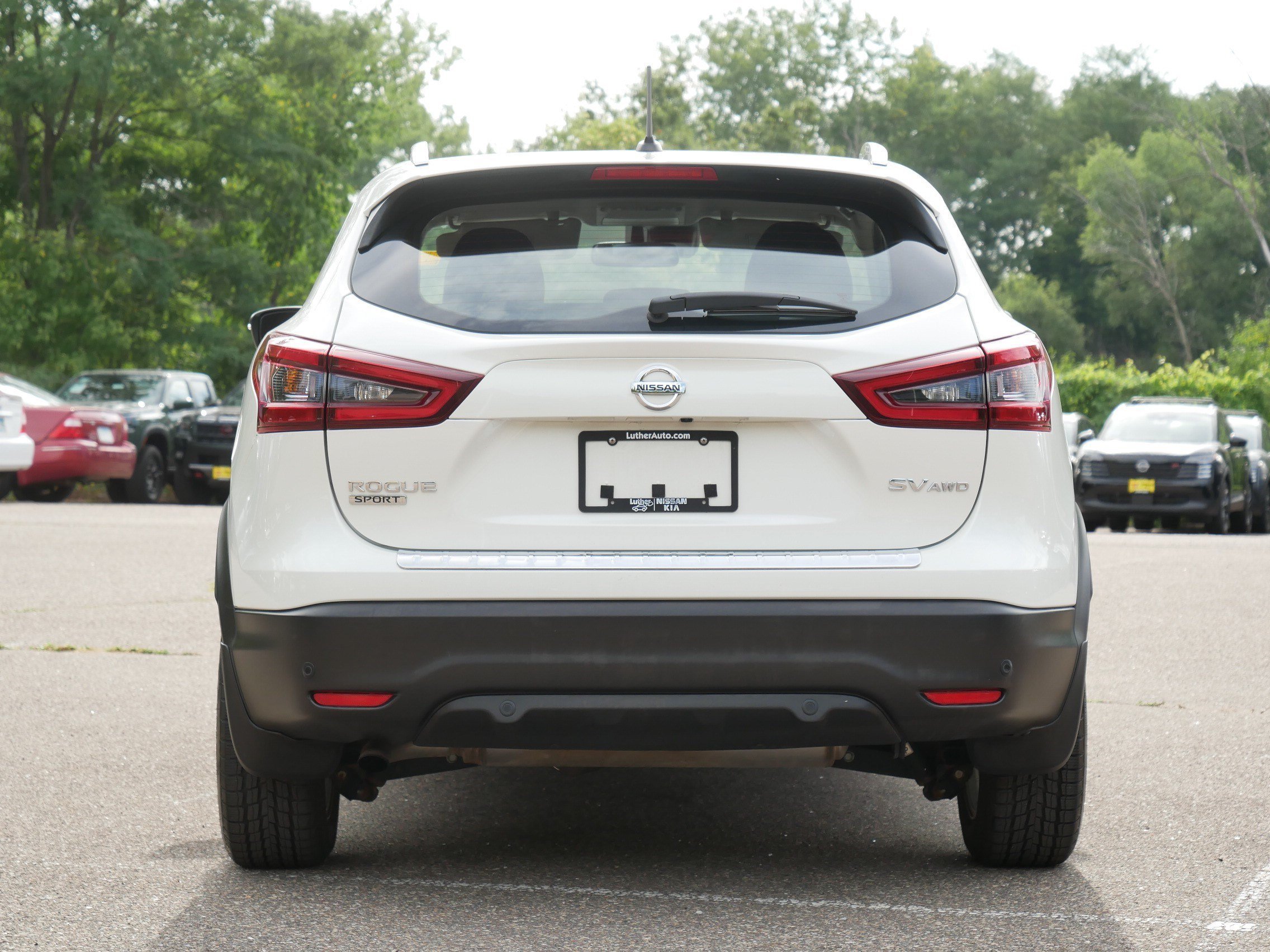 Certified Used 2022 Pearl White Tricoat Nissan SV image 6