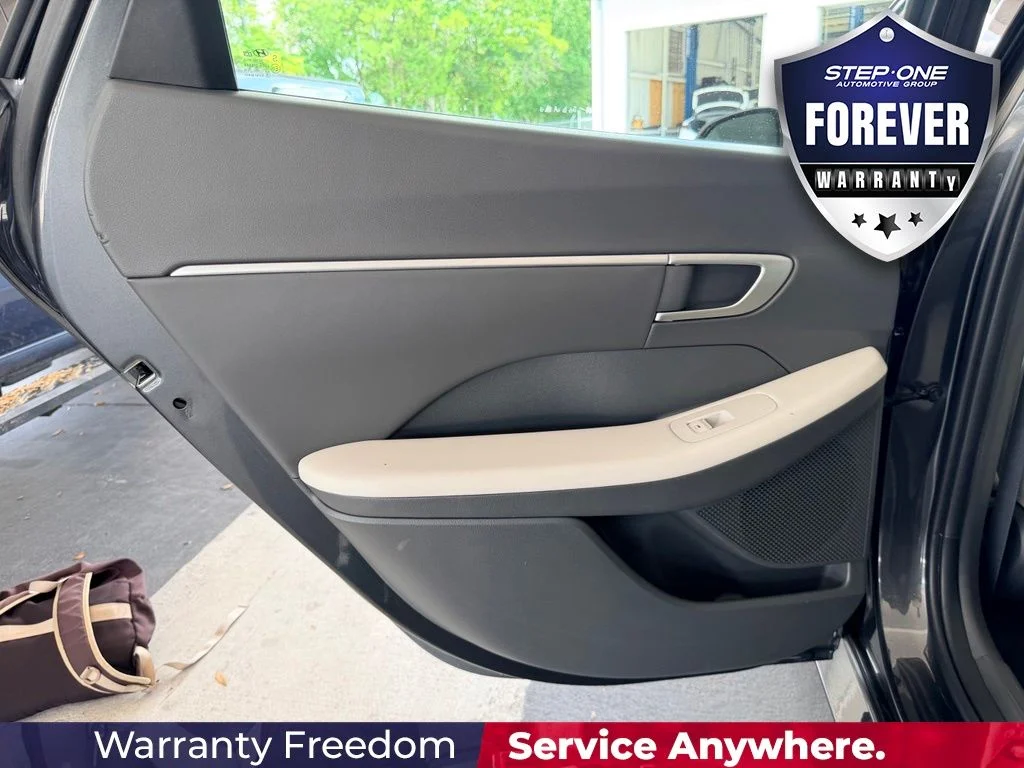 Used 2025 Gray Hyundai SEL image 28
