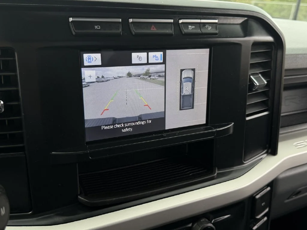 Used 2024 Silver Ford XL image 19