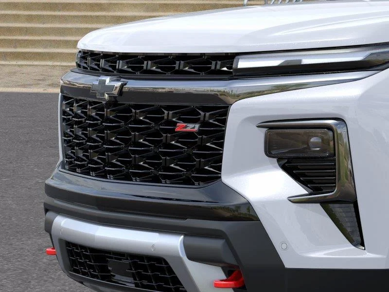 New 2027 Polar White Tricoat Chevrolet Z71 image 13