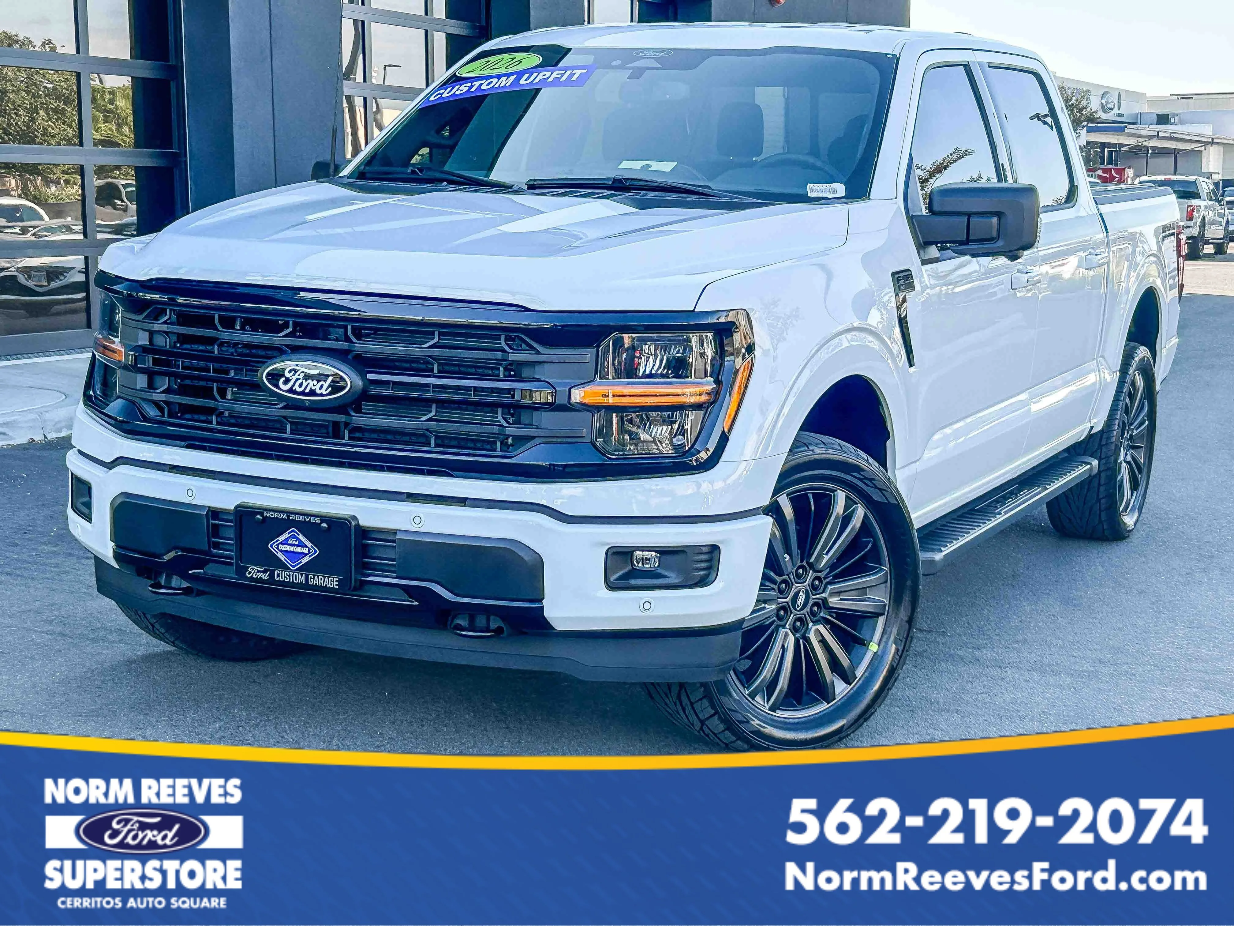 New 2026 Oxford White Ford XLT image 1
