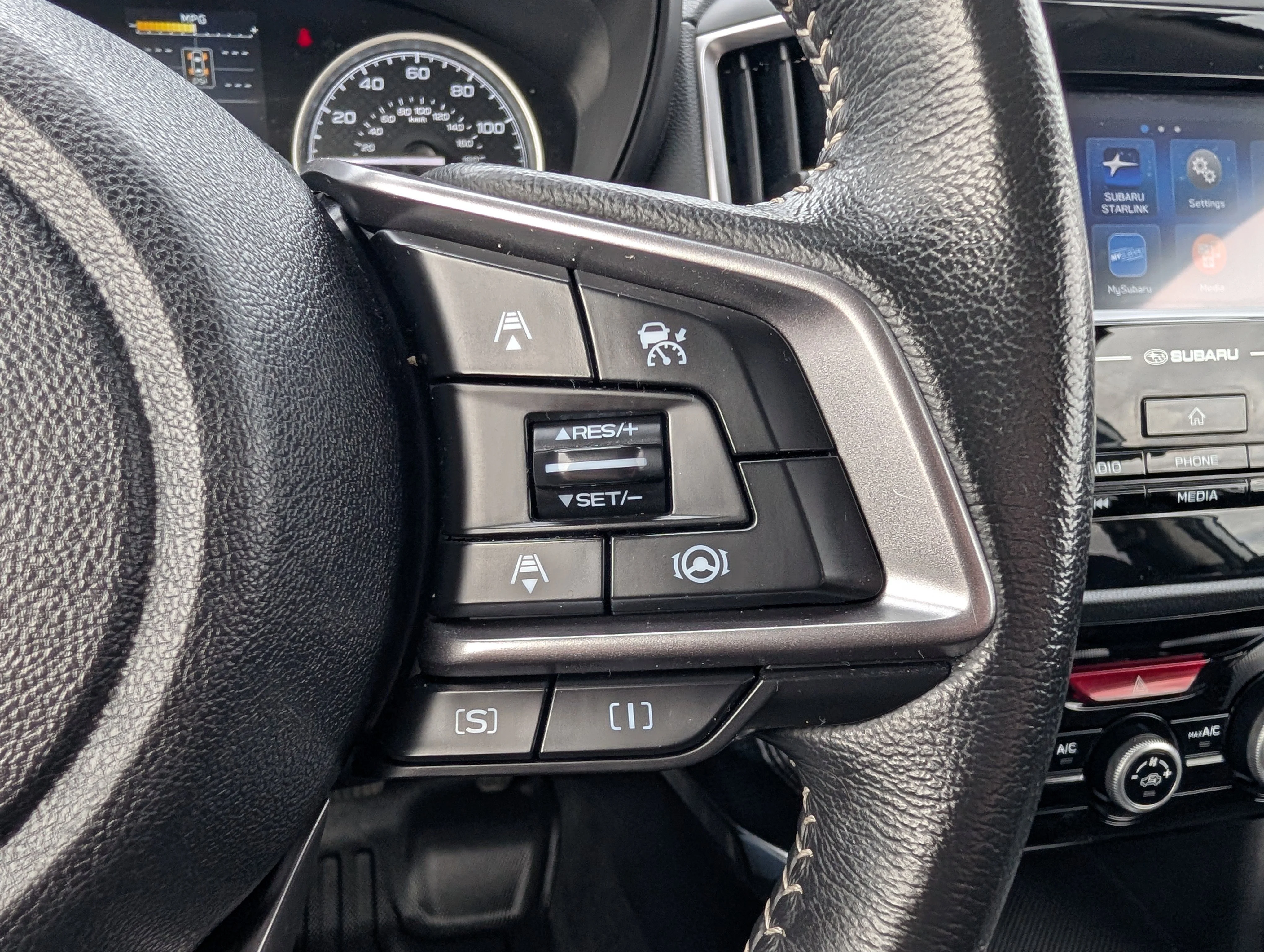 Used 2024 Ice Silver Metallic Subaru Premium image 30