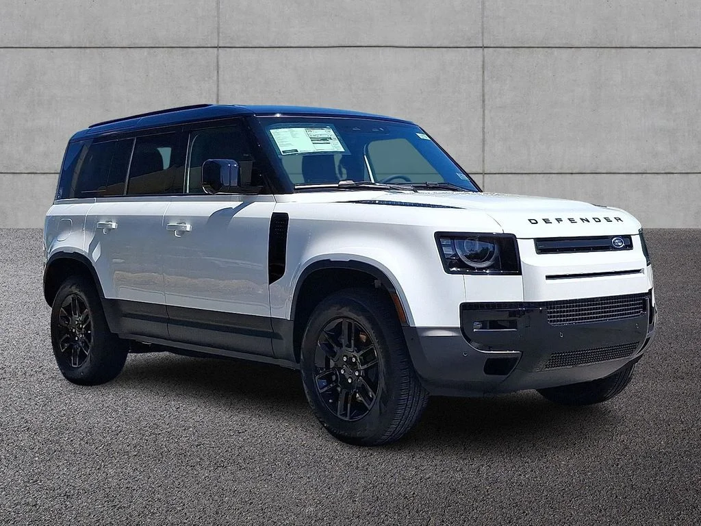 New 2026 Fuji White Land Rover S image 2