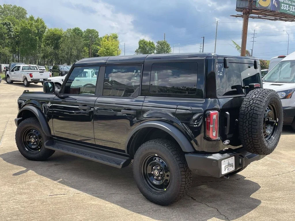 New 2026 Black Ford Outer Banks image 5
