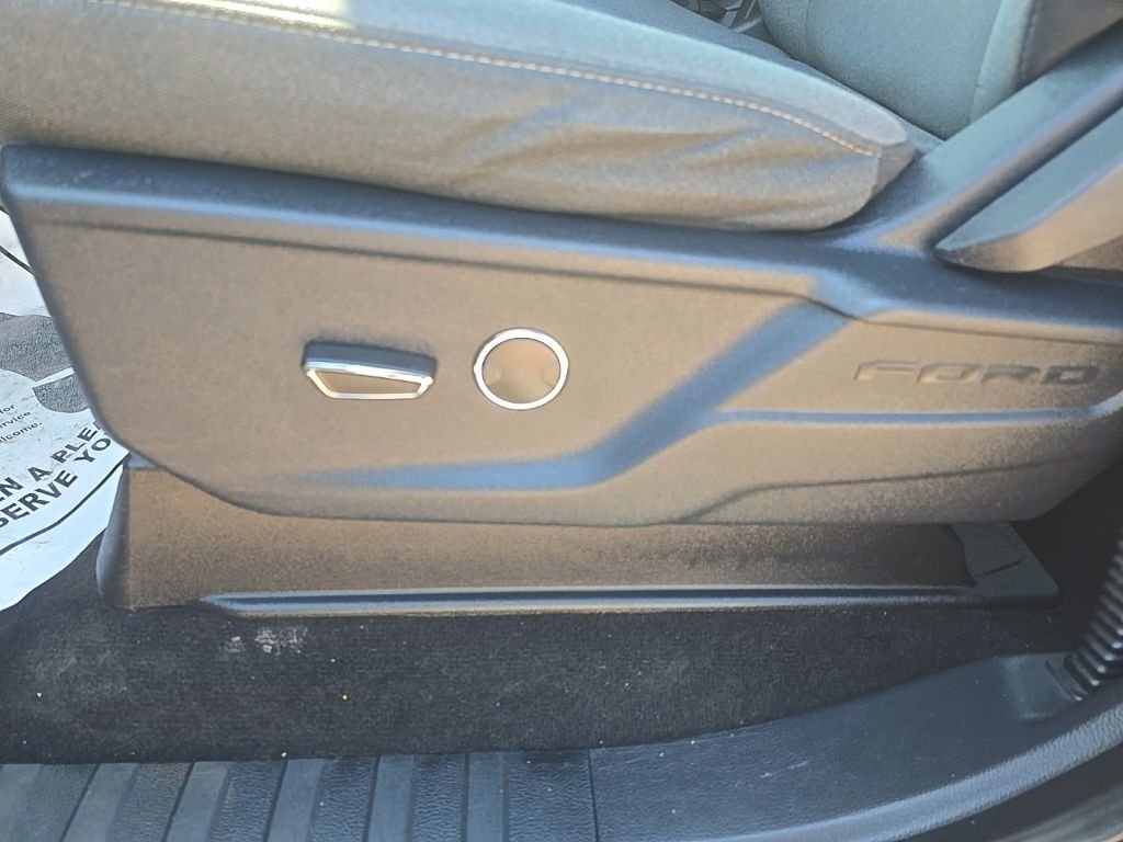 Used 2021 Agate Black Metallic Ford XLT image 15