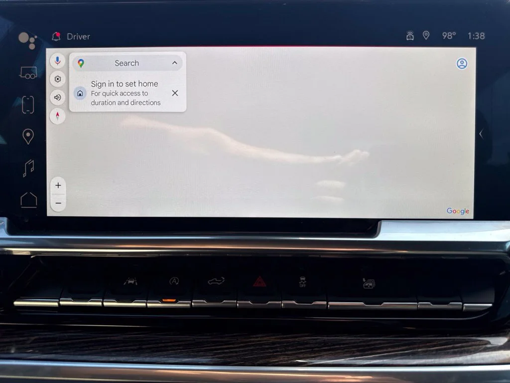 Used 2025 Sterling Metallic GMC Elevation image 27