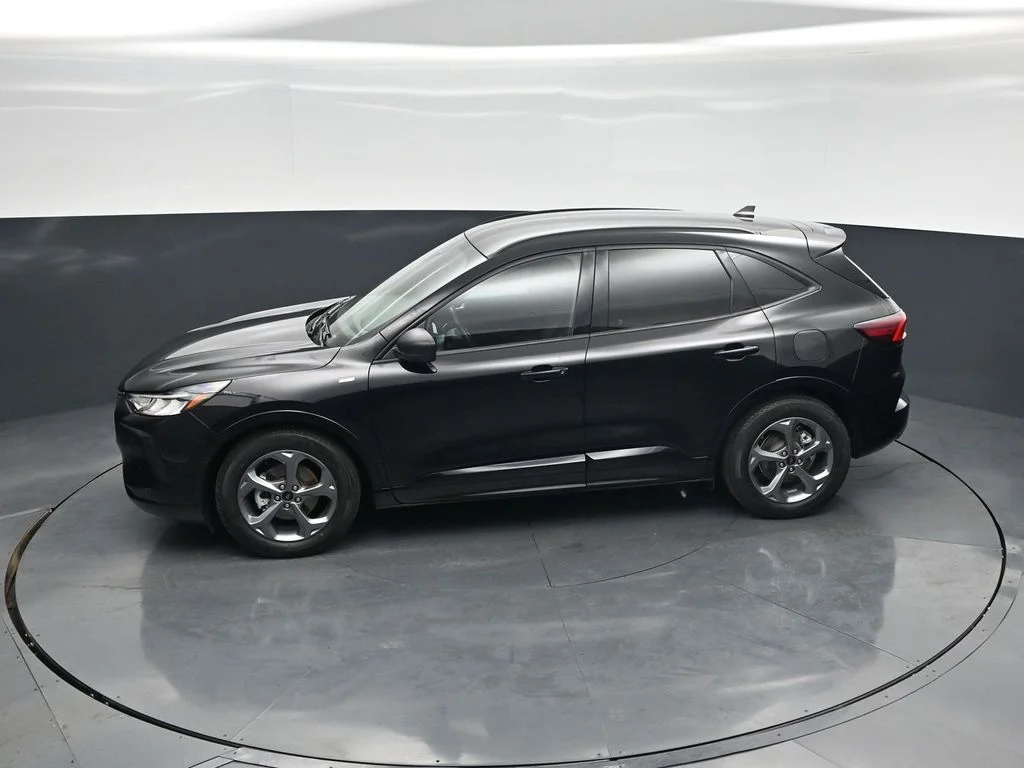 Used 2023 Black Ford ST-Line image 37