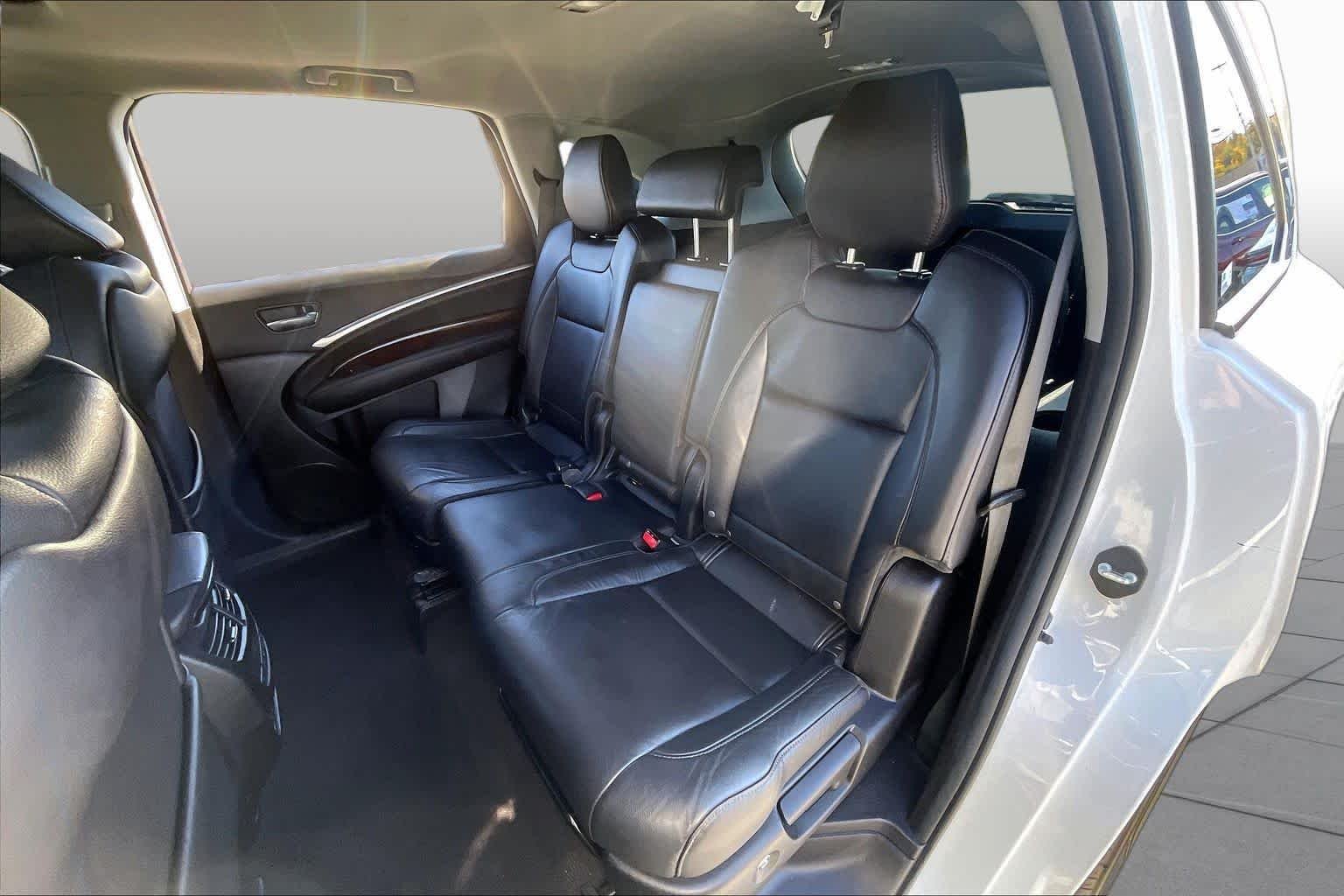 Used 2020 Platinum White Pearl Acura  image 20