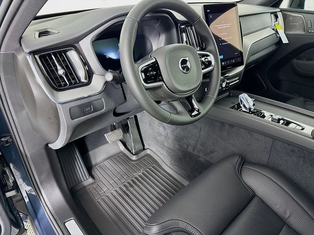 New 2026 Denim Blue Metallic Volvo B5 Ultra Black Edition image 4