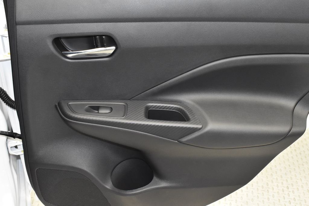 2025 Nissan Versa Sedan SV - Photo 27