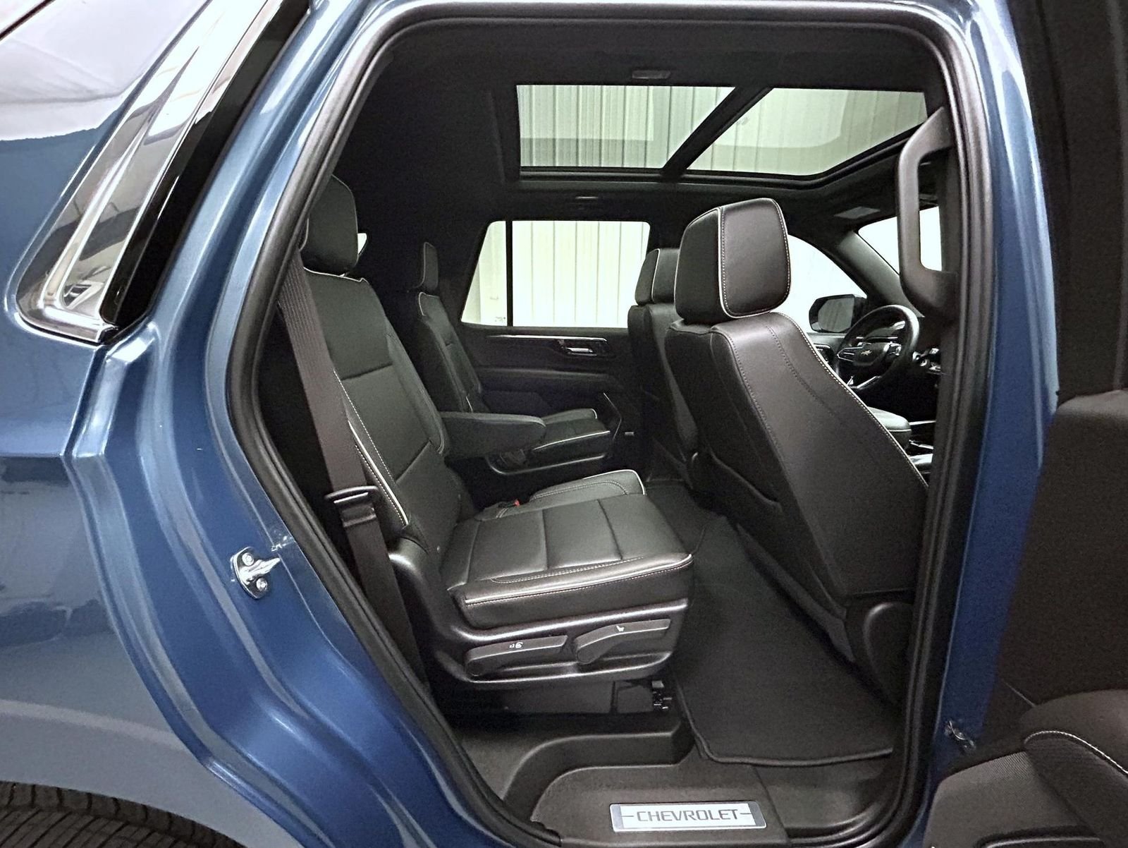 Used 2026 Blue Chevrolet Premier image 18