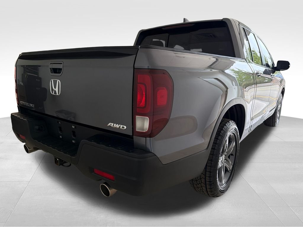 Used 2023 Modern Steel Metallic Honda RTL image 7
