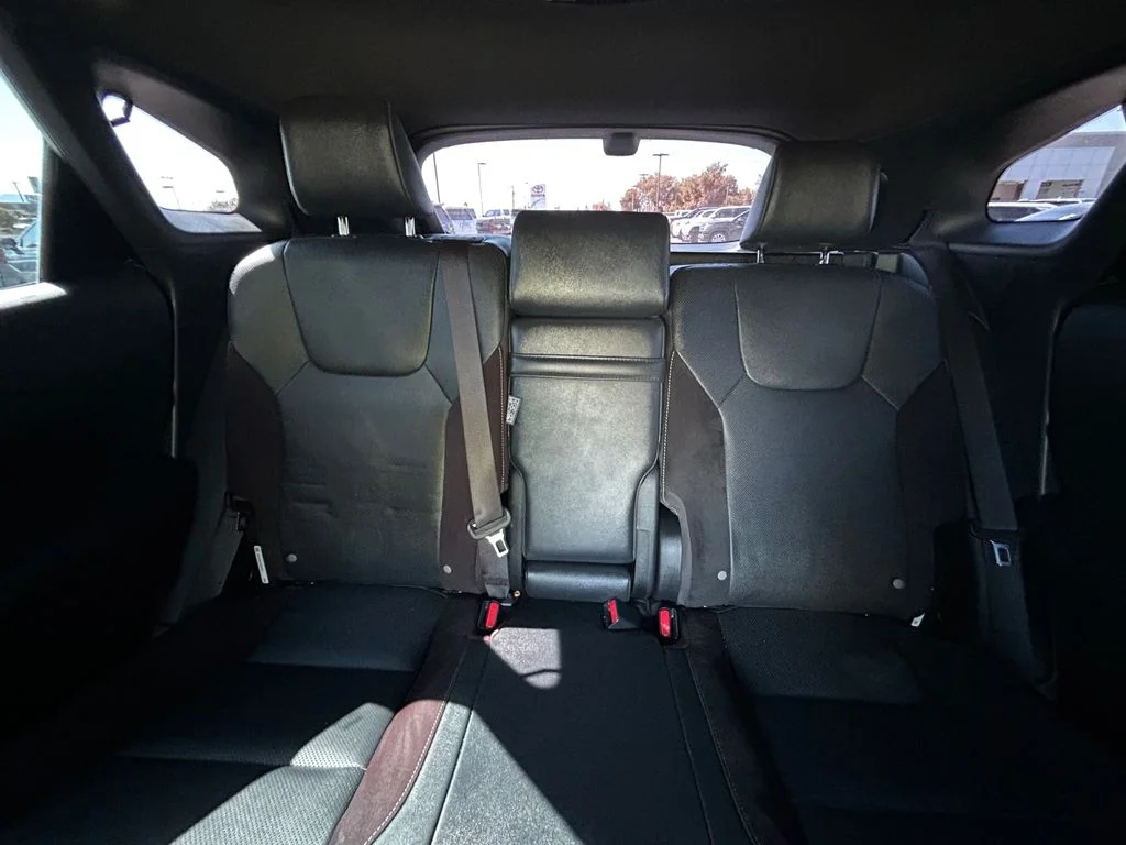Used 2024 Black Lexus 500h F SPORT Performance image 19
