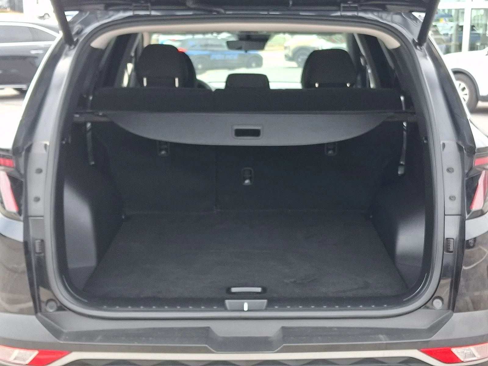 Used 2023 Black Hyundai SEL image 27