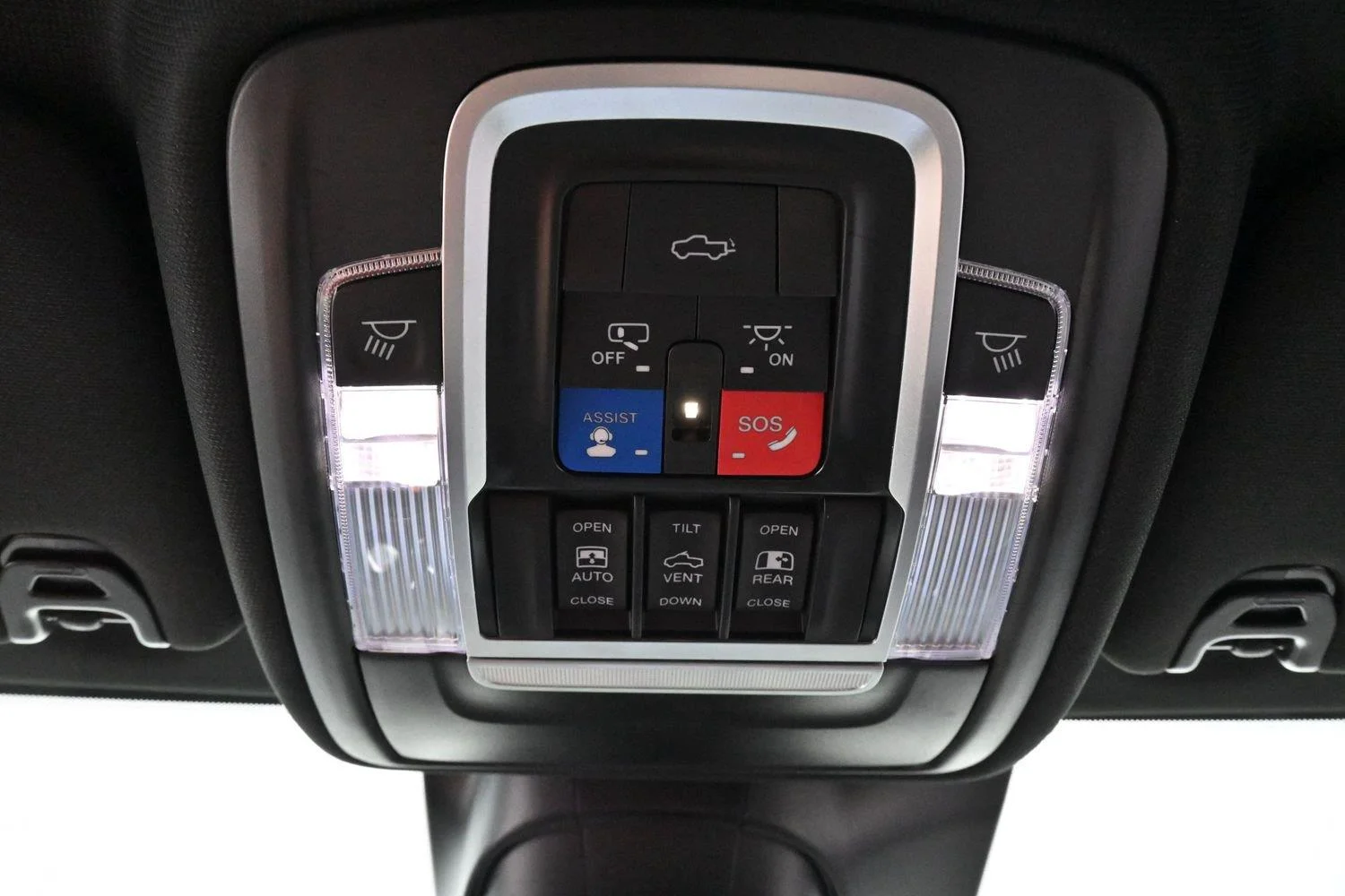 Used 2022 Pearl White Ram Limited image 29