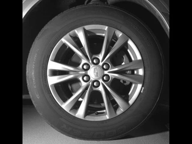 Used 2020 RADIANT SILVER METALLIC Cadillac Premium Luxury AWD image 9