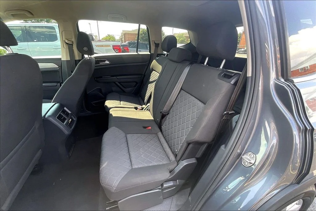 Used 2019 Gray Volkswagen S image 25