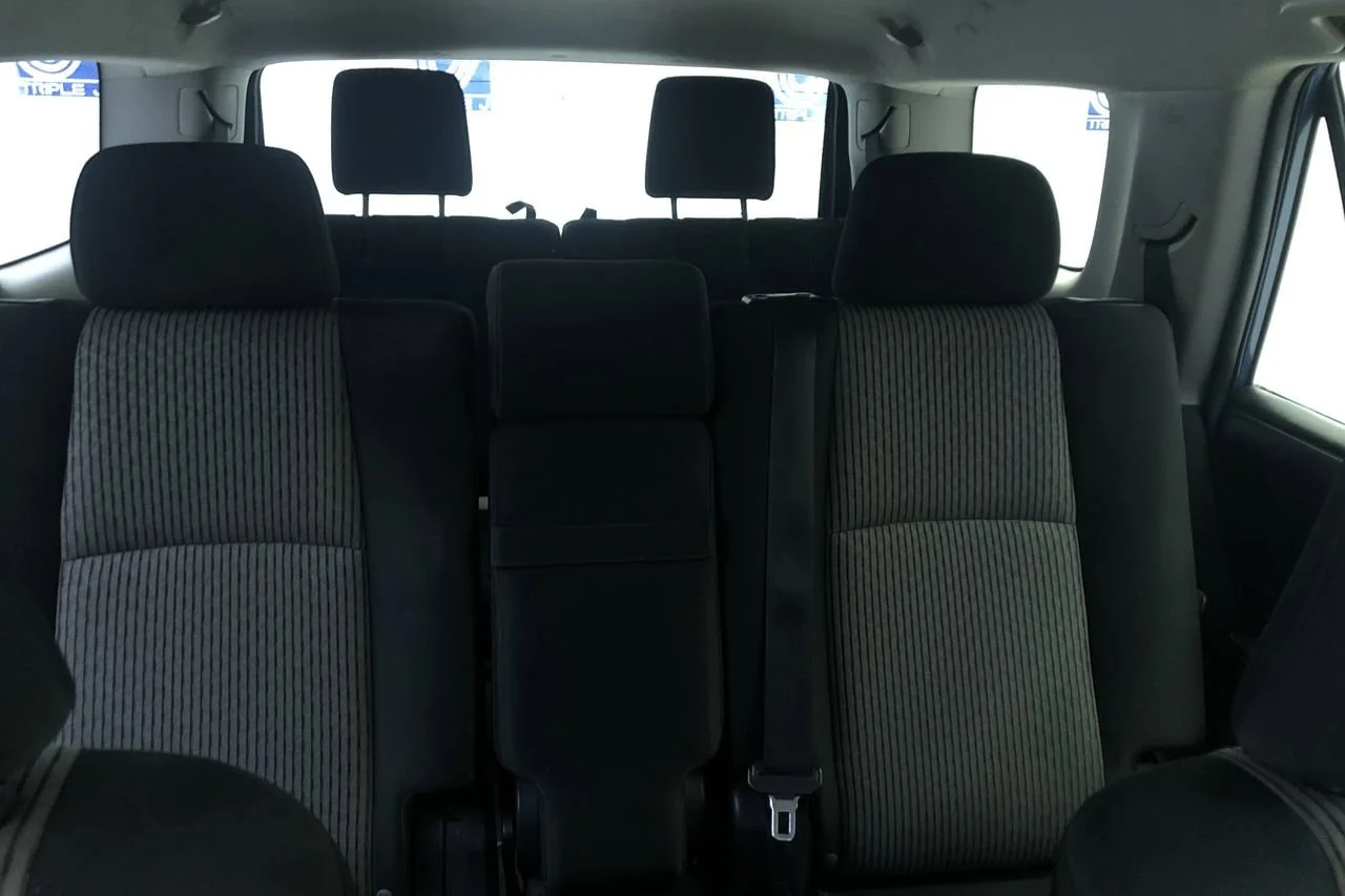 Used 2014 Nautical Blue Pearl Toyota SR5 image 14