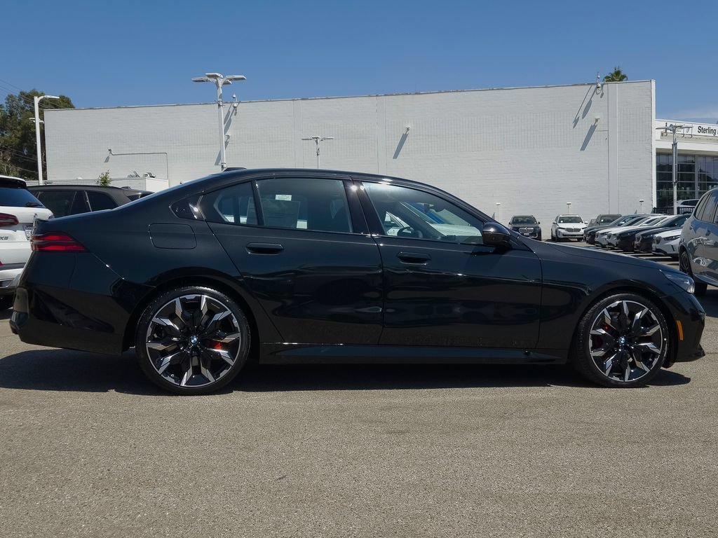 New 2027 Black Sapphire Metallic BMW 530i image 3